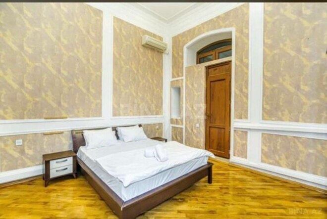 İcarəyə verilir 5 otaqlı köhnə tikili 150 m², 28 May m., photo 4 from 25
