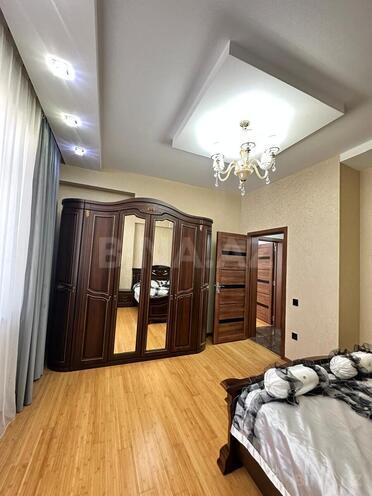 Сдаётся 3-комн. новостройка 120 м², м. Элмляр Академиясы, photo 6 from 17