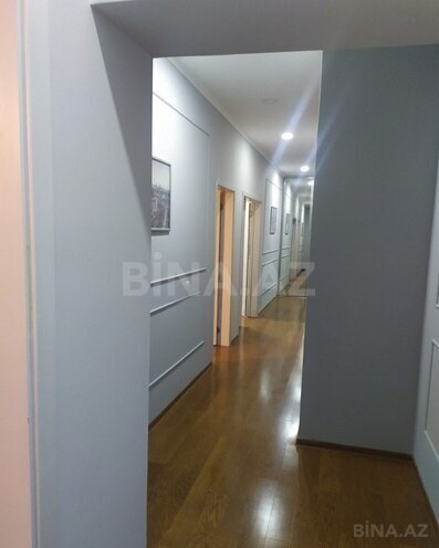 İcarəyə verilir 3 otaqlı yeni tikili 110 m², 28 May m., photo 18 from 24
