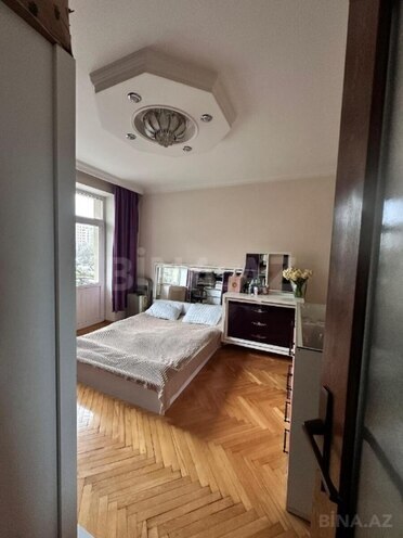 Satılır 3 otaqlı köhnə tikili 70 m², Şah İsmayıl Xətai m., photo 11 from 12