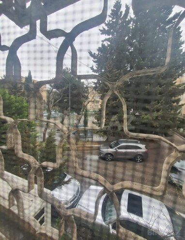 Satılır 3 otaqlı köhnə tikili 70 m², İnşaatçılar m., photo 13 from 17