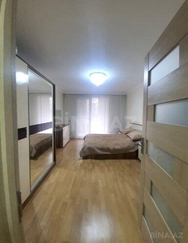 Satılır 3 otaqlı köhnə tikili 70 m², İnşaatçılar m., photo 11 from 17