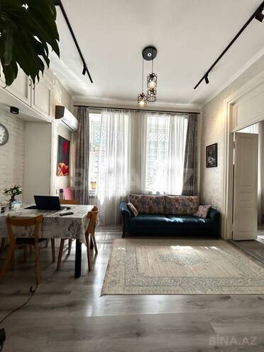 Satılır 2 otaqlı köhnə tikili 43 m², Nizami m., photo 3 from 16