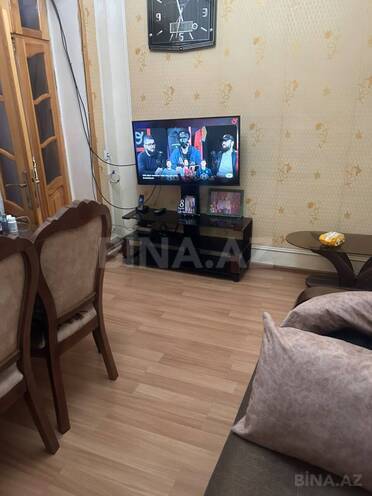 İcarəyə verilir 2 otaqlı həyət evi/bağ evi 60 m², İnşaatçılar m., photo 1 from 16