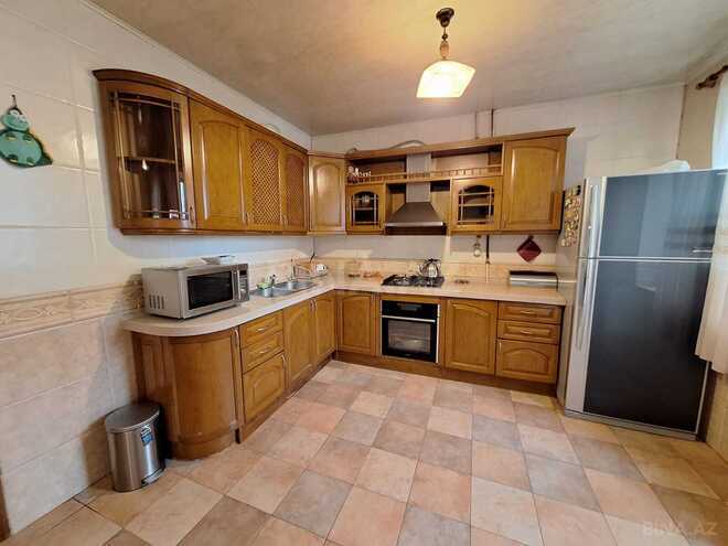 Сдаётся 3-комн. вторичка 120 м², м. Элмляр Академиясы, photo 9 from 16