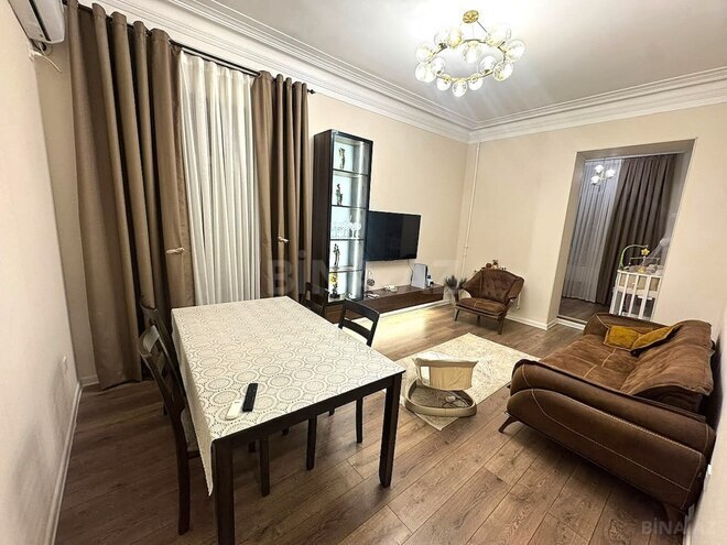 Satılır 2 otaqlı köhnə tikili 65 m², Nizami m., photo 3 from 12