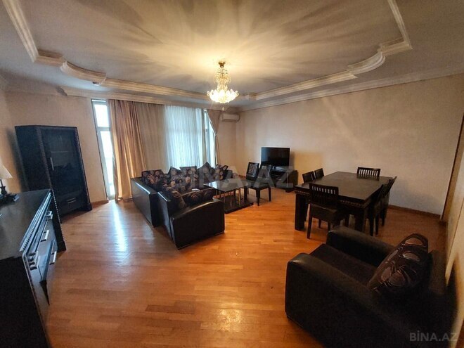 İcarəyə verilir 4 otaqlı yeni tikili 220 m², Nizami m., photo 4 from 27
