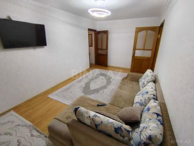 Satılır 2 otaqlı köhnə tikili 50 m², Xalqlar Dostluğu m., photo 1 from 13