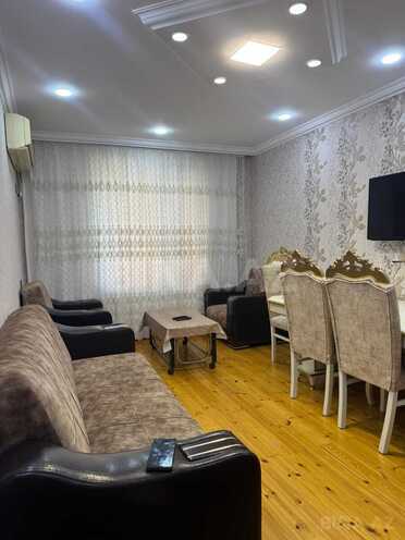 Satılır 3 otaqlı köhnə tikili 68 m², Bakıxanov q., photo 1 from 19