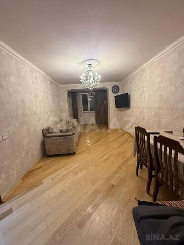 İcarəyə verilir 2 otaqlı köhnə tikili 50 m², 8-ci mikrorayon q., photo 1 from 14