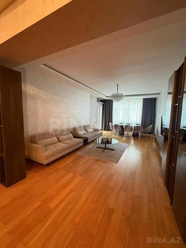 Продаётся 3-комн. новостройка 157.1 м², м. Элмляр Академиясы, photo 3 from 12