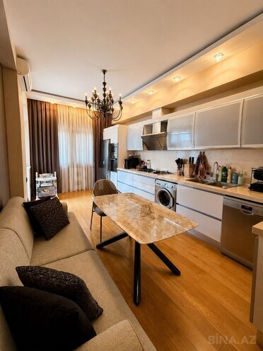 Продаётся 3-комн. новостройка 157.1 м², м. Элмляр Академиясы, photo 10 from 12