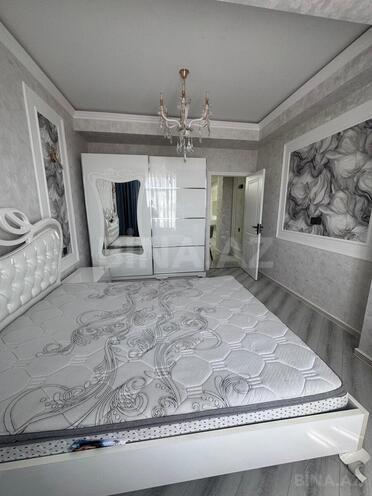 Сдаётся 3-комн. новостройка 70 м², Абшеронcкий  р., photo 8 from 21
