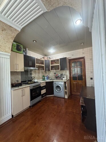 Satılır 2 otaqlı köhnə tikili 65 m², Bakıxanov q., photo 13 from 17
