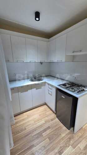 Satılır 1 otaqlı köhnə tikili 40 m², Elmlər Akademiyası m., photo 13 from 20