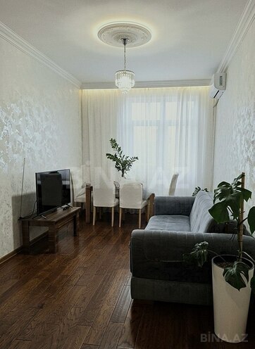Satılır 2 otaqlı yeni tikili 80 m², İnşaatçılar m., photo 1 from 9