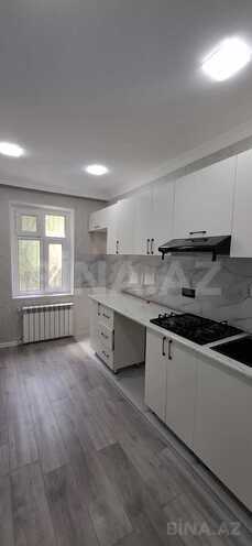 Продаётся 2-комн. вторичка 60 м², photo 1 from 31