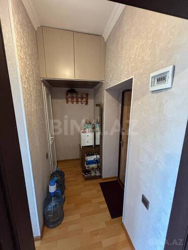 Satılır 1 otaqlı köhnə tikili 35 m², Qara Qarayev m., photo 14 from 23