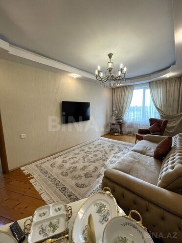 Satılır 3 otaqlı köhnə tikili 86 m², 8 Noyabr m., photo 1 from 20