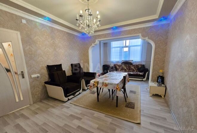 Satılır 2 otaqlı köhnə tikili 73 m², Nəsimi m., photo 1 from 10