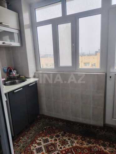 Satılır 2 otaqlı köhnə tikili 65 m², Hövsan q., photo 1 from 13