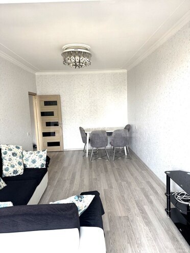 İcarəyə verilir 2 otaqlı köhnə tikili 70 m², Xətai r., photo 3 from 11