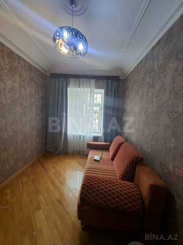 İcarəyə verilir 3 otaqlı köhnə tikili 70 m², Yasamal q., photo 1 from 20