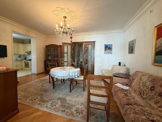 Satılır 2 otaqlı köhnə tikili 90 m², Nəriman Nərimanov m., photo 16 from 21