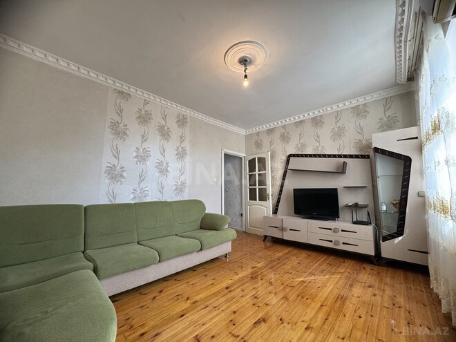 Satılır 2 otaqlı köhnə tikili 40 m², Bakıxanov q., photo 3 from 19