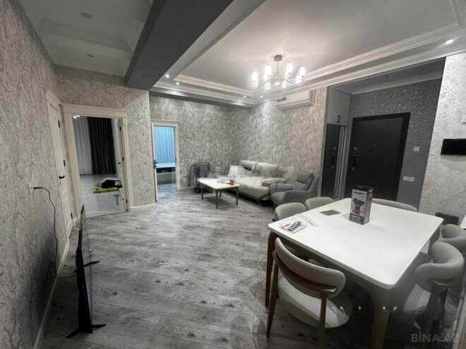 Сдаётся 3-комн. новостройка 105 м², м. Нефтчиляр, photo 4 from 13