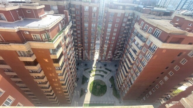 Satılır 5 otaqlı yeni tikili 390 m², 28 May m., photo 29 from 32