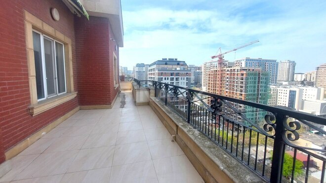 Satılır 5 otaqlı yeni tikili 390 m², 28 May m., photo 26 from 32