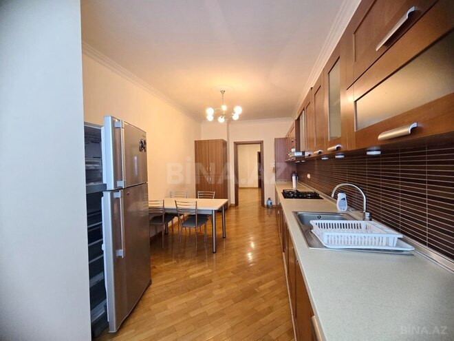 Сдаётся 3-комн. новостройка 145 м², м. Ичеришехер, photo 4 from 21