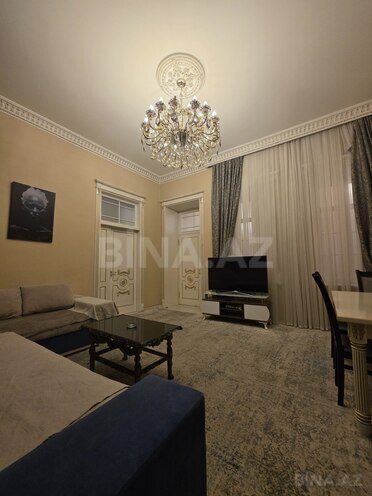Satılır 5 otaqlı köhnə tikili 130 m², Sahil m., photo 4 from 18