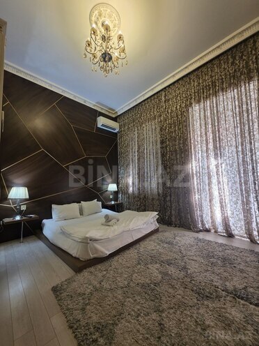 Satılır 5 otaqlı köhnə tikili 130 m², Sahil m., photo 8 from 18