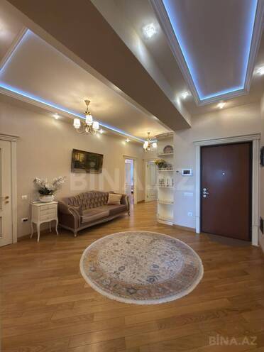Продаётся 3-комн. новостройка 168 м², м. Низами, photo 11 from 16