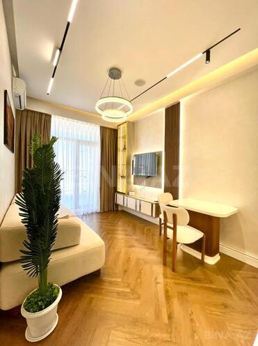 Продаётся 2-комн. новостройка 46 м², м. Кероглу, photo 1 from 15