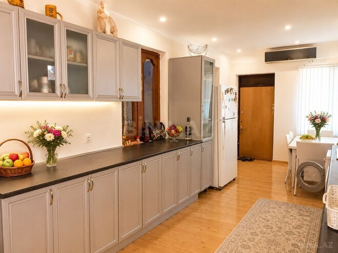 Satılır 8 otaqlı həyət evi/bağ evi 400 m², Maştağa q., photo 4 from 25