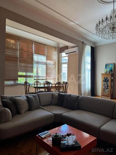 Продаётся 4-комн. вторичка 210 м², Сабаильский р., photo 7 from 32