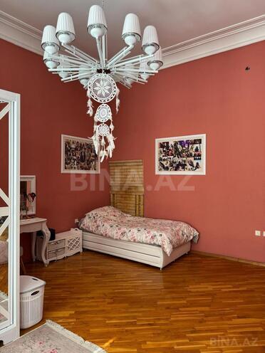 Продаётся 4-комн. вторичка 210 м², Сабаильский р., photo 16 from 32