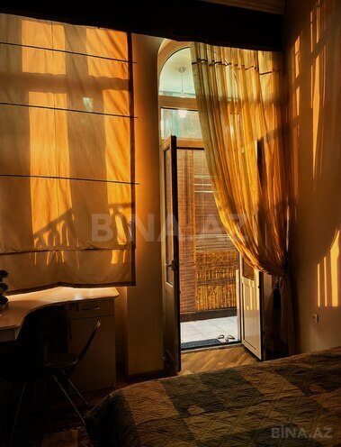 Продаётся 4-комн. вторичка 210 м², Сабаильский р., photo 4 from 32