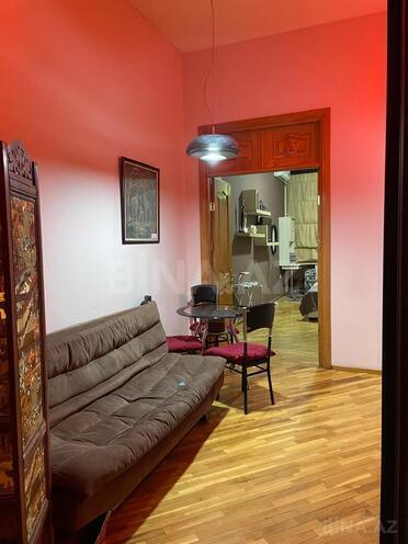 Продаётся 4-комн. вторичка 210 м², Сабаильский р., photo 9 from 32
