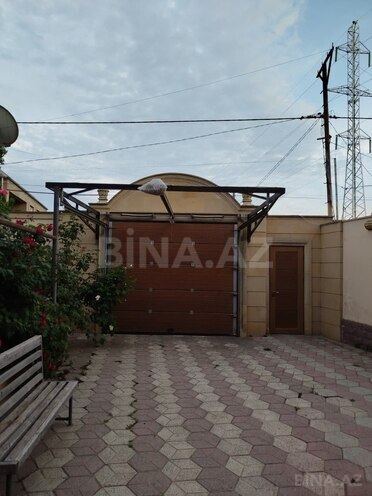 Satılır 7 otaqlı həyət evi/bağ evi 190 m², Qaraçuxur q., photo 1 from 26
