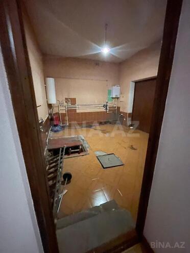 Satılır 20 otaqlı həyət evi/bağ evi 1 060 m², Nərimanov r., photo 6 from 32