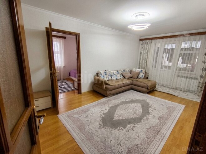 Satılır 2 otaqlı köhnə tikili 55 m², Xalqlar Dostluğu m., photo 1 from 7