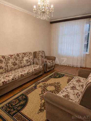 Продаётся 3-комн. вторичка 90 м², м. Ази Асланов, photo 8 from 14