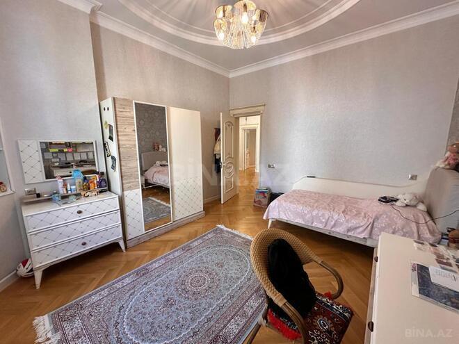 Satılır 8 otaqlı həyət evi/bağ evi 400 m², Nəsimi m., photo 24 from 32