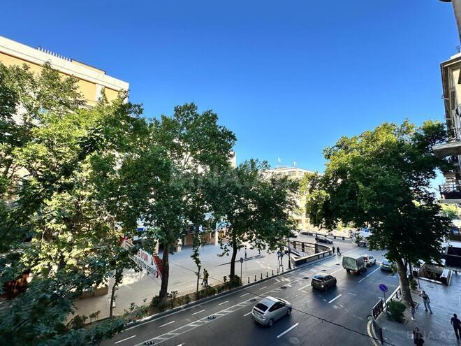 İcarəyə verilir 3 otaqlı ofis 120 m², Sahil m., photo 1 from 24