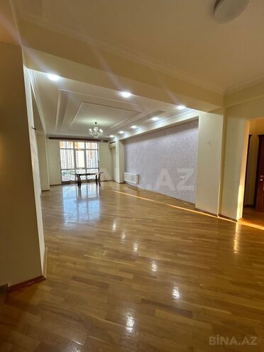 İcarəyə verilir 3 otaqlı yeni tikili 135 m², İnşaatçılar m., photo 3 from 24