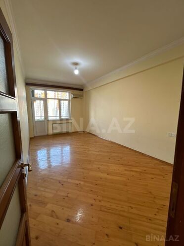 İcarəyə verilir 3 otaqlı yeni tikili 135 m², İnşaatçılar m., photo 7 from 24